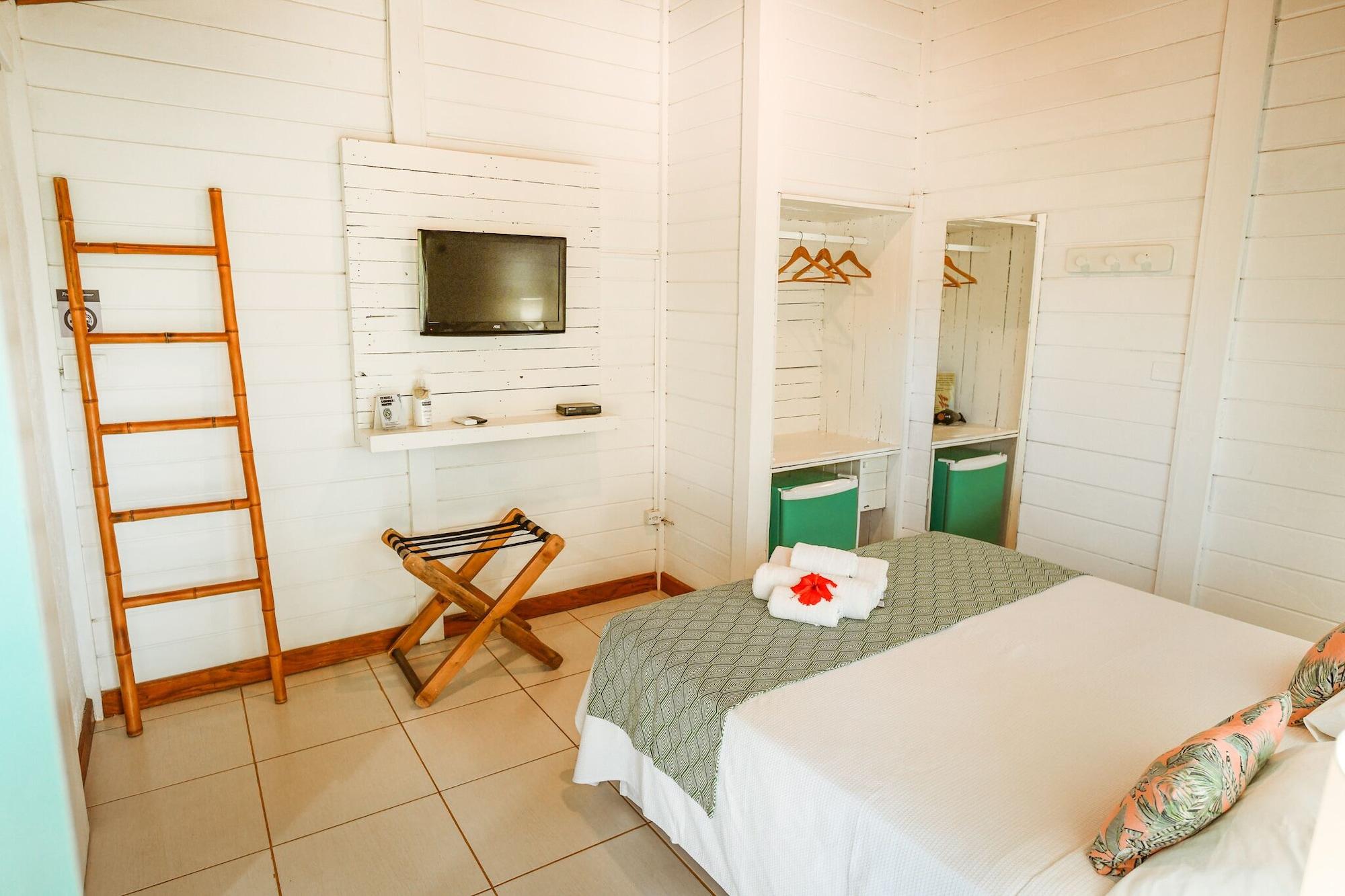 Ecocharme Pousada Pedra Do Mar Fernando de Noronha Exterior photo